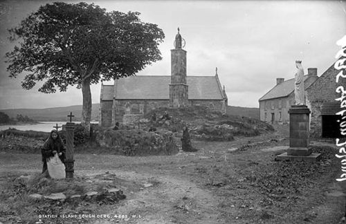 Pilgrims at Lough Derg Station Island c.1890. Image Wikimedia Commons